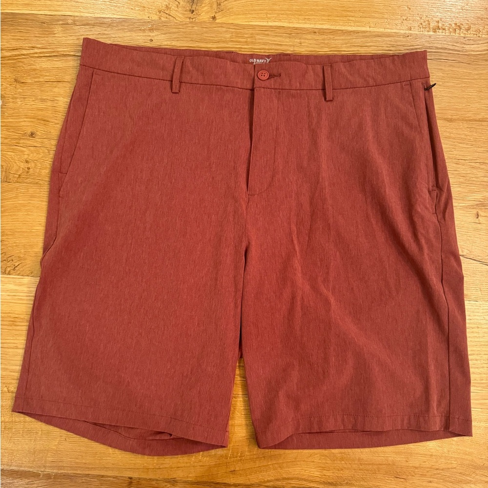 Old Navy Active Stretchtech size 40